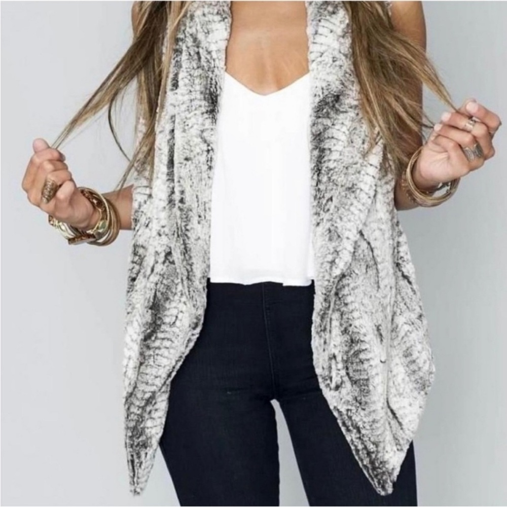 Show Me Your MuMu Black and White Faux Fur Vest